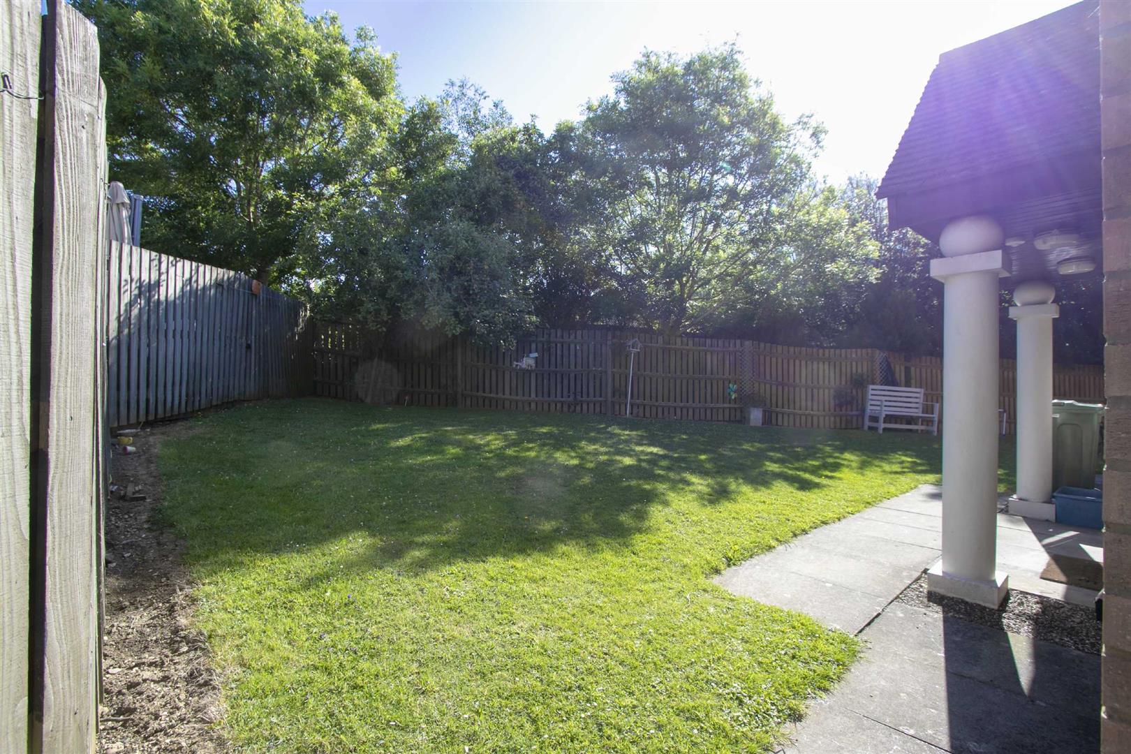 Hadley Place, Bradwell Common, Milton Keynes